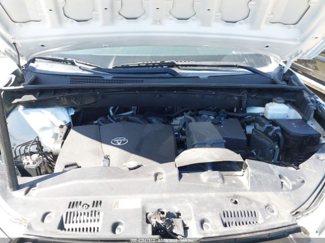 2017 TOYOTA HIGHLANDER 5TDJZRFH8HS379477 Photo 9