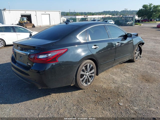 Nissan 2018 2018 1N4AL3AP6JC288136 Image 4