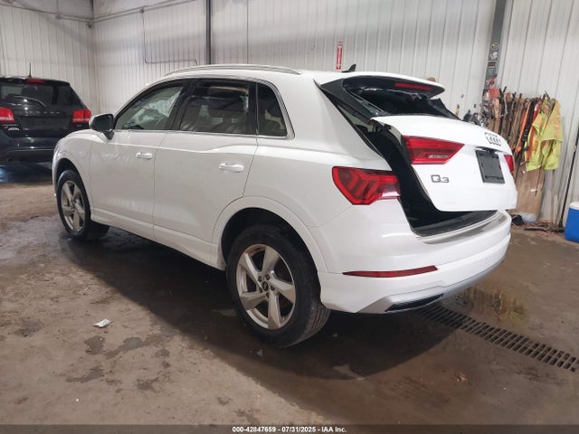 2021 AUDI Q3 WA1AUCF30M1066182 Photo 2