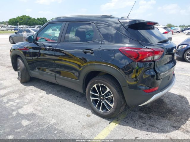 2024 CHEVROLET TRAILBLAZER KL79MPS29RB203048 Photo 2