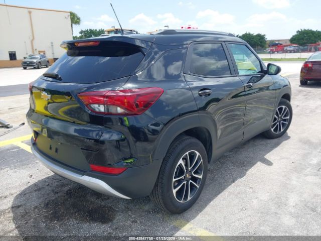 2024 CHEVROLET TRAILBLAZER KL79MPS29RB203048 Photo 3