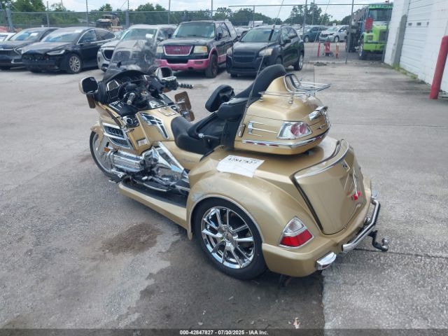 2006 HONDA GL1800 1HFSC47F46A507607 Photo 2