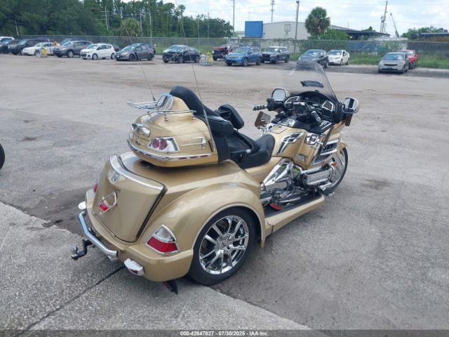 2006 HONDA GL1800 1HFSC47F46A507607 Photo 3