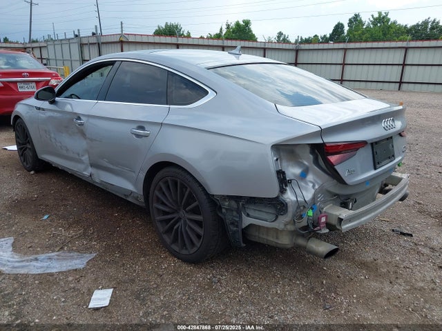 2018 AUDI A5 WAUCNCF55JA040814 Photo 2
