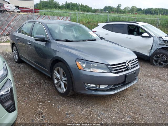 2014 VOLKSWAGEN PASSAT 1VWCT7A32EC118088