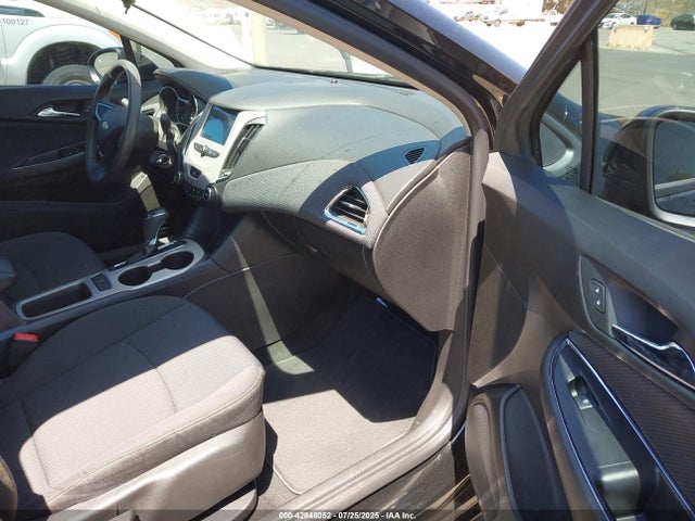 1G1BC5SMXH7278218 Chevrolet le2 -di: direct injection, vvt: variable valve timing, gen, alum