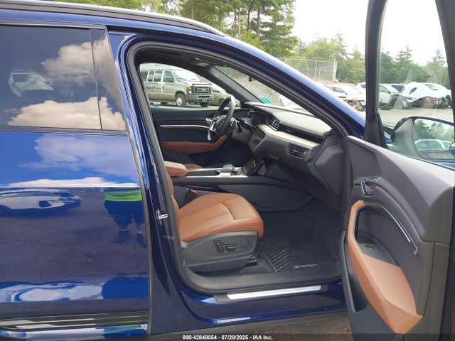 2022 AUDI E-TRON WA1AAAGE1NB037654 Photo 4