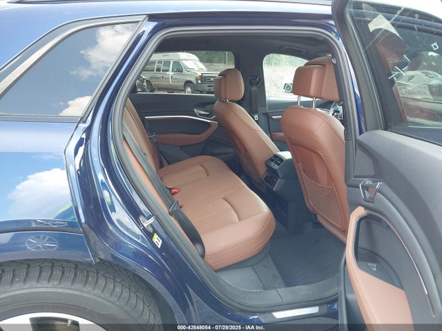 2022 AUDI E-TRON WA1AAAGE1NB037654 Photo 7