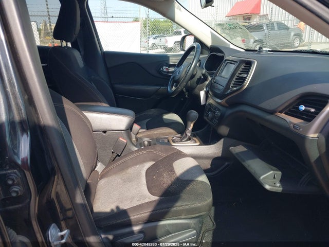 1C4PJLCS8EW252691 Jeep 2014