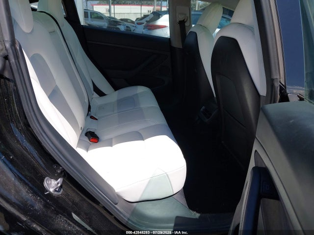 2021 TESLA MODEL 3 5YJ3E1EC8MF988448 Photo 7