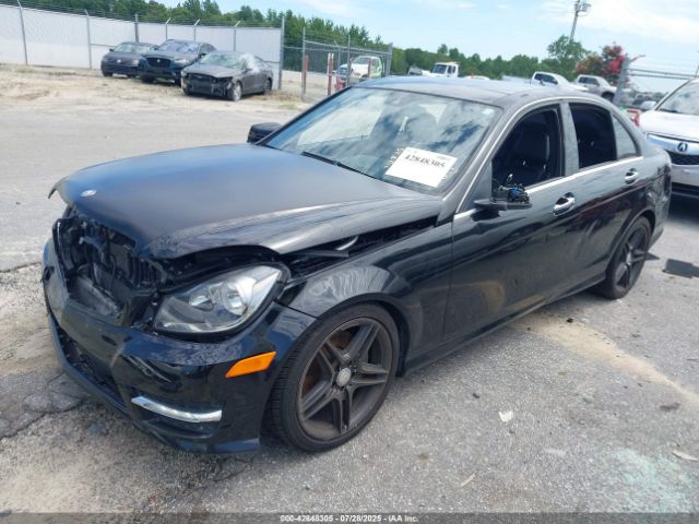 2013 MERCEDES-BENZ C 350 WDDGF5HB4DR258643 Photo 1