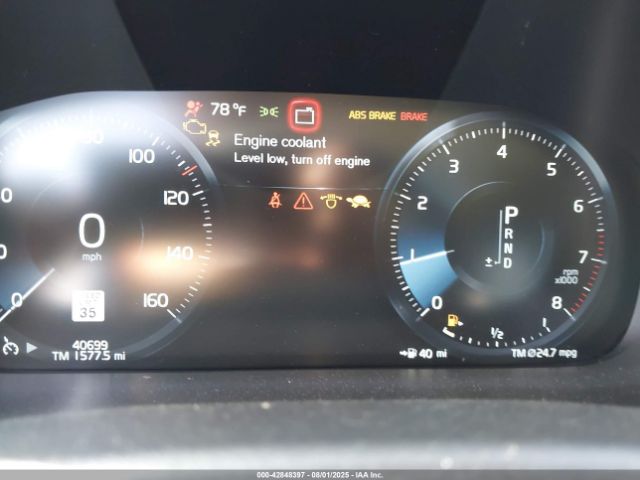 2021 VOLVO XC60 YV4102DL5M1697764 Photo 6