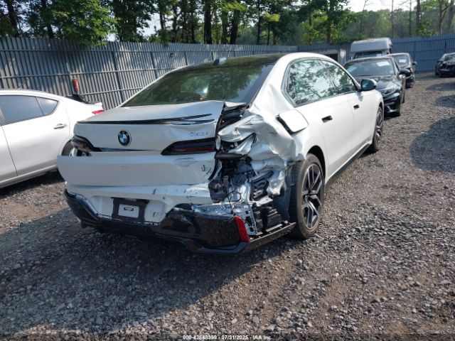 2023 BMW 740 WBA23EH03PCN22614 Photo 3