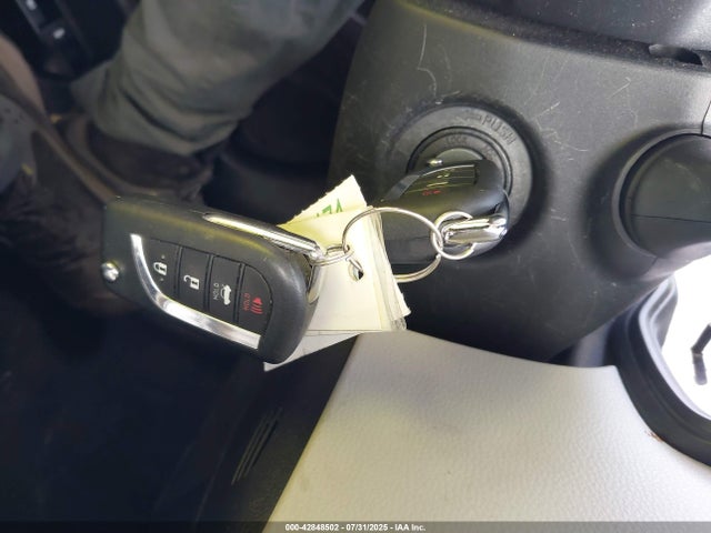 Toyota COROLLA LE 2021 JTDEPMAE9MJ163460 Image 11