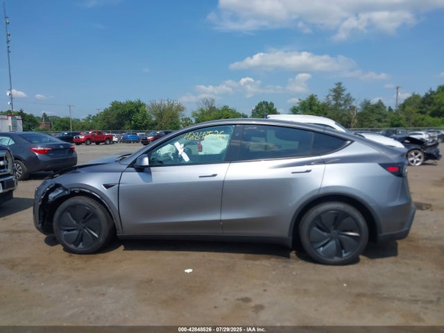 Tesla 2026 2026 7SAYGDEE5TA389475 Image 14