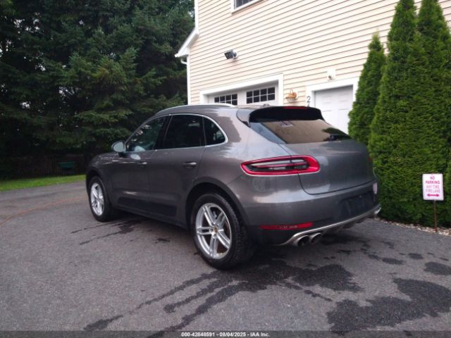 2015 PORSCHE MACAN WP1AB2A50FLB60535 Photo 2