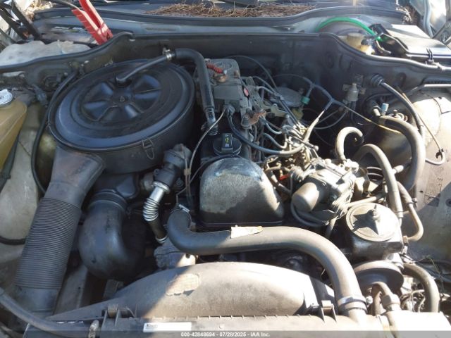 1982 MERCEDES-BENZ 300 WDBCB20A7CB016084 Photo 9