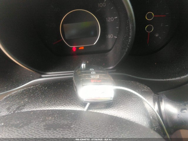 KIA g 2018 KNDJN2A21J7578232 Image 11