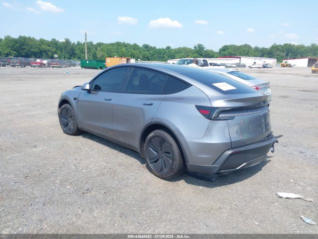 2026 TESLA MODEL Y 7SAYGDEE8TA400159 Photo 2
