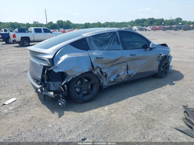 2026 TESLA MODEL Y 7SAYGDEE8TA400159 Photo 3