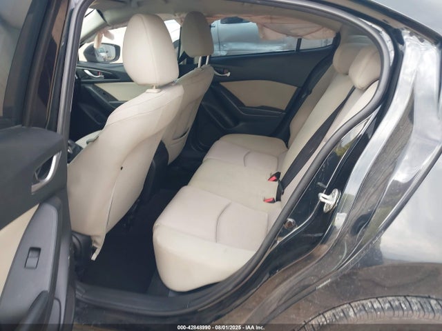 JM1BM1U79E1197391 Mazda pe