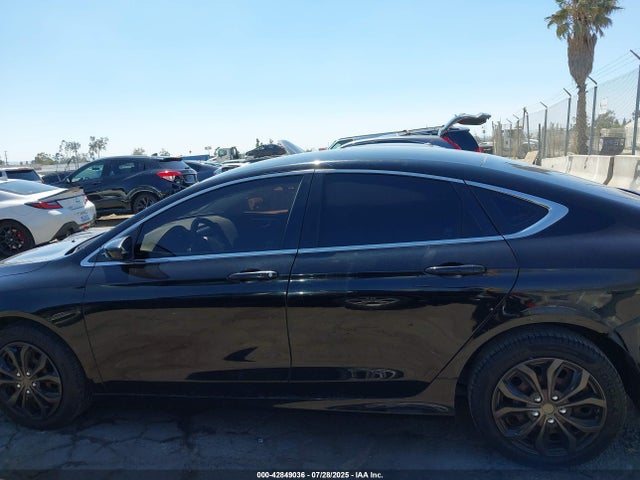 1C3CCCFB3FN735358 Chrysler 200