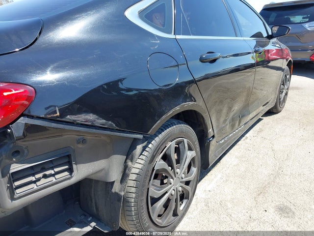 1C3CCCFB3FN735358 Chrysler 200