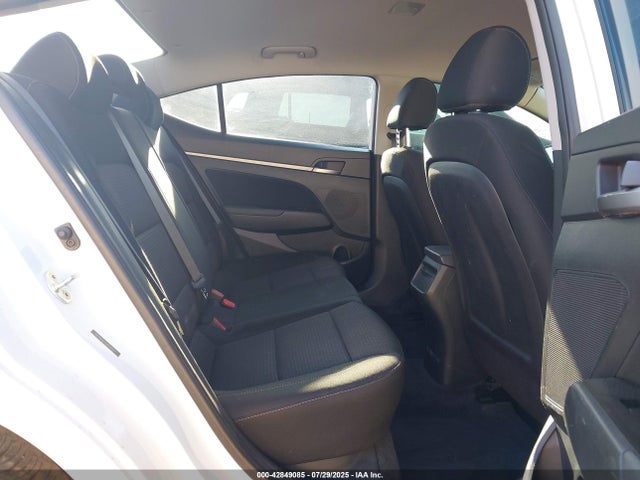 Hyundai mpi nu 2018 5NPD84LF4JH308567 Image 8