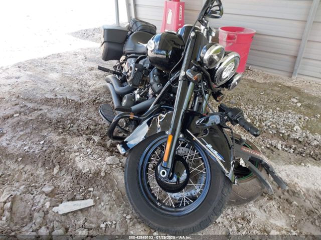 2023 HARLEY-DAVIDSON FLHCS 1HD1YBK19PB036801