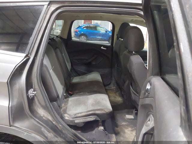 1FMCU9G94FUB50359 Ford Escape