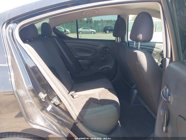 3N1CN7AP0JL830181 Nissan 2018