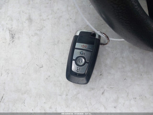 Ford 2019 2019 3FA6P0LU1KR205310 Image 11