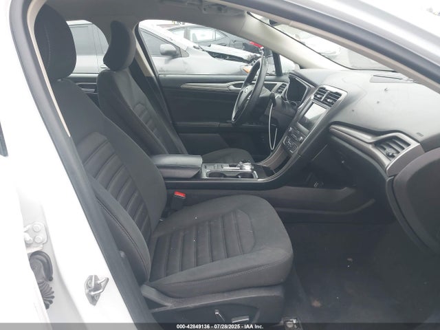 Ford 2019 2019 3FA6P0LU1KR205310 Image 5