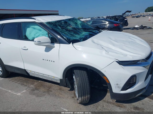 Chevrolet lgx 2021 3GNKBDRS3MS563418 Image 6