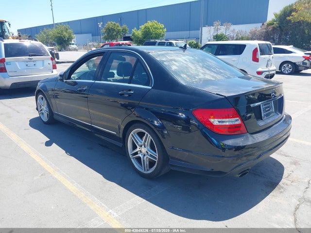 WDDGF4HBXEG257276 Mercedes-Benz 2014
