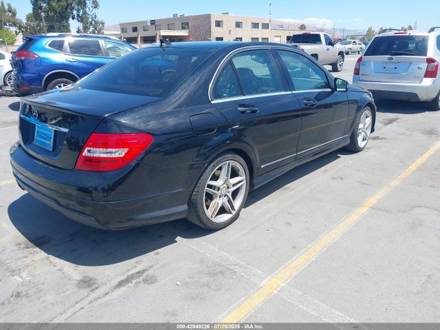 WDDGF4HBXEG257276 Mercedes-Benz 2014