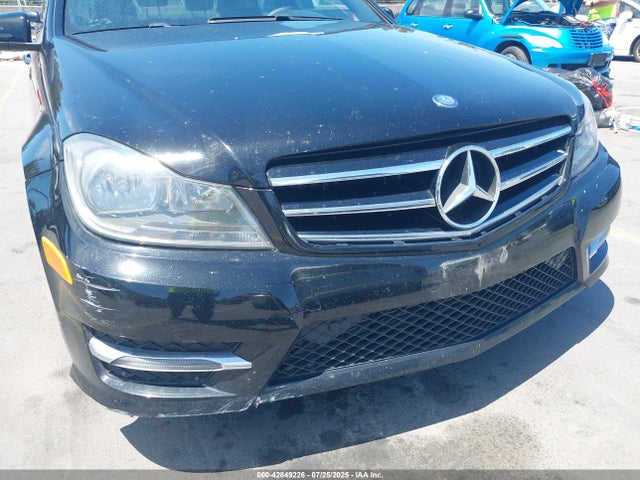 WDDGF4HBXEG257276 Mercedes-Benz 2014