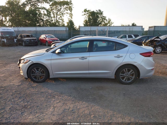 5NPD84LFXJH385332 Hyundai mpi nu