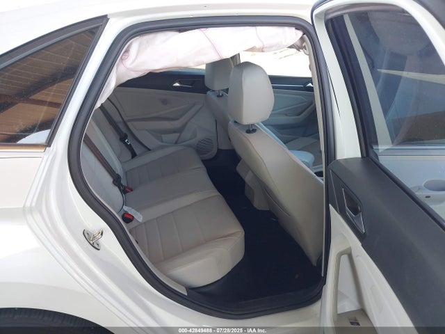Volkswagen tsi 2023 3VW7M7BU5PM051641 Image 8