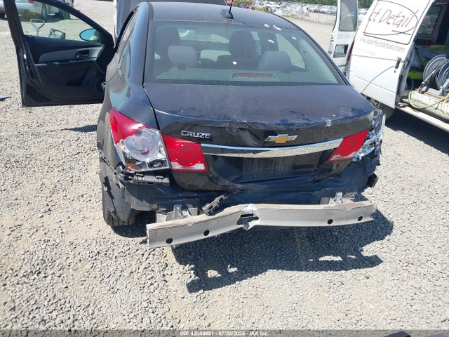 1G1PA5SG3F7168971 Chevrolet Cruze Ls Auto