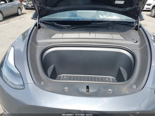 2023 TESLA MODEL Y 7SAYGDEE9PF829917 Photo 9