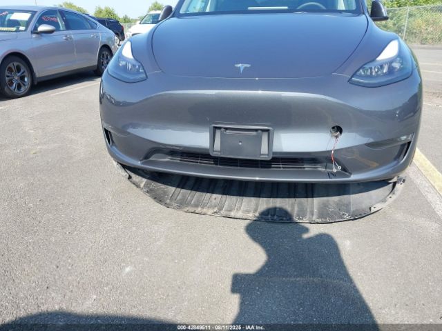 2023 TESLA MODEL Y 7SAYGDEE9PF829917 Photo 5