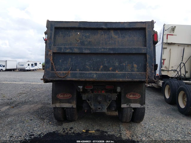 42849521 :رقم المزاد ، 1NPALT9X4XD502907 vin ، 1999 Peterbilt 357 مزاد بيع