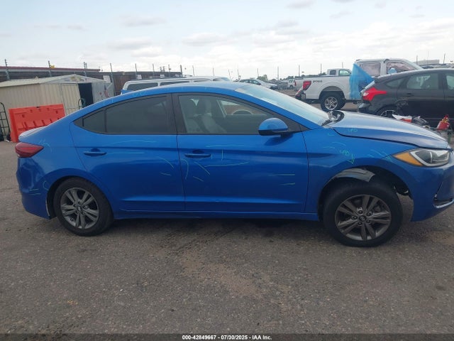 KMHD84LF2HU107164 Hyundai Elantra