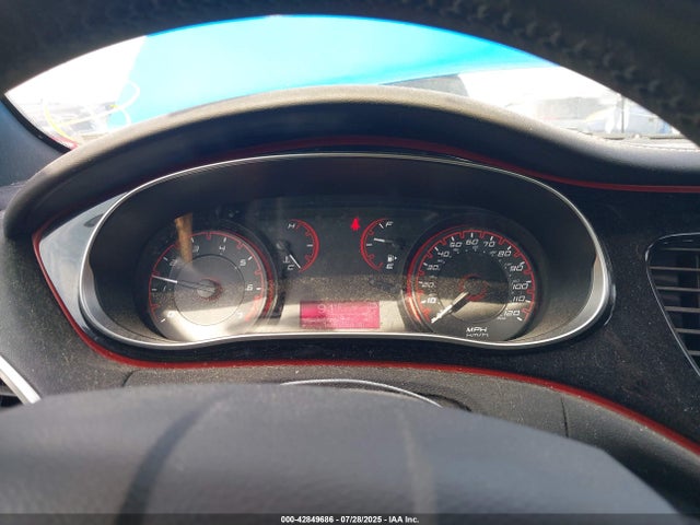 1C3CDFBB6FD421925 Dodge 2015
