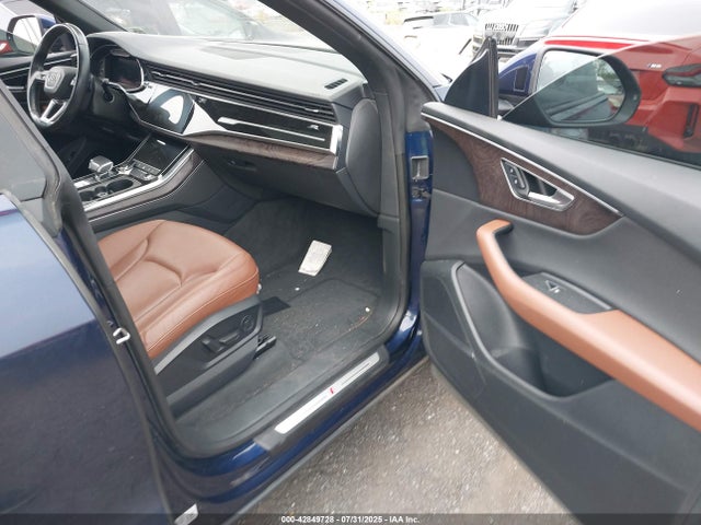 2020 AUDI Q8 WA1EVBF16LD001650 Photo 4