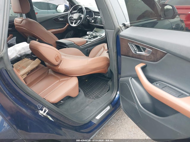 2020 AUDI Q8 WA1EVBF16LD001650 Photo 7