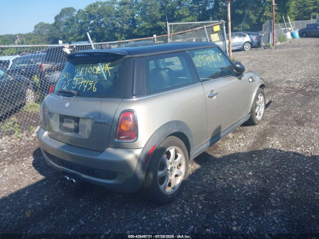 2007 MINI COOPER S WMWMF73597TL87511 Photo 3