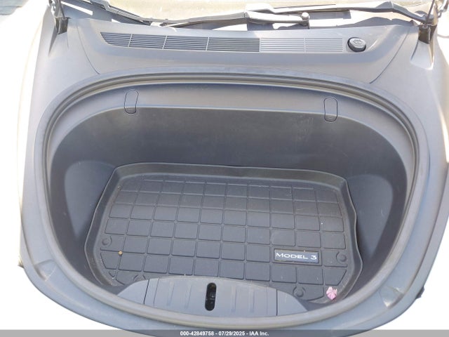 2019 TESLA MODEL 3 5YJ3E1EB1KF512000 Photo 9