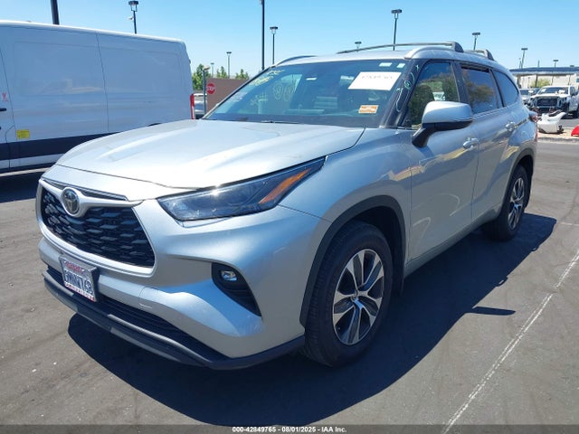 Toyota t24a-fts 2024 5TDKDRAH7RS540882 Image 2
